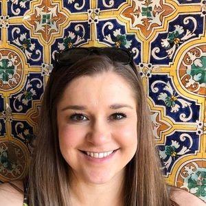 Meet your Posher, Janel